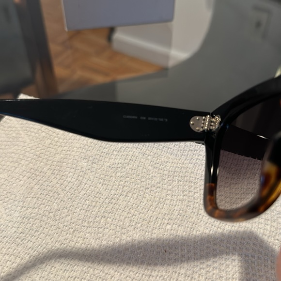 Celine Sunglasses - style: CL 4004IN. In perfect condition! No scratches. - Picture 4 of 6